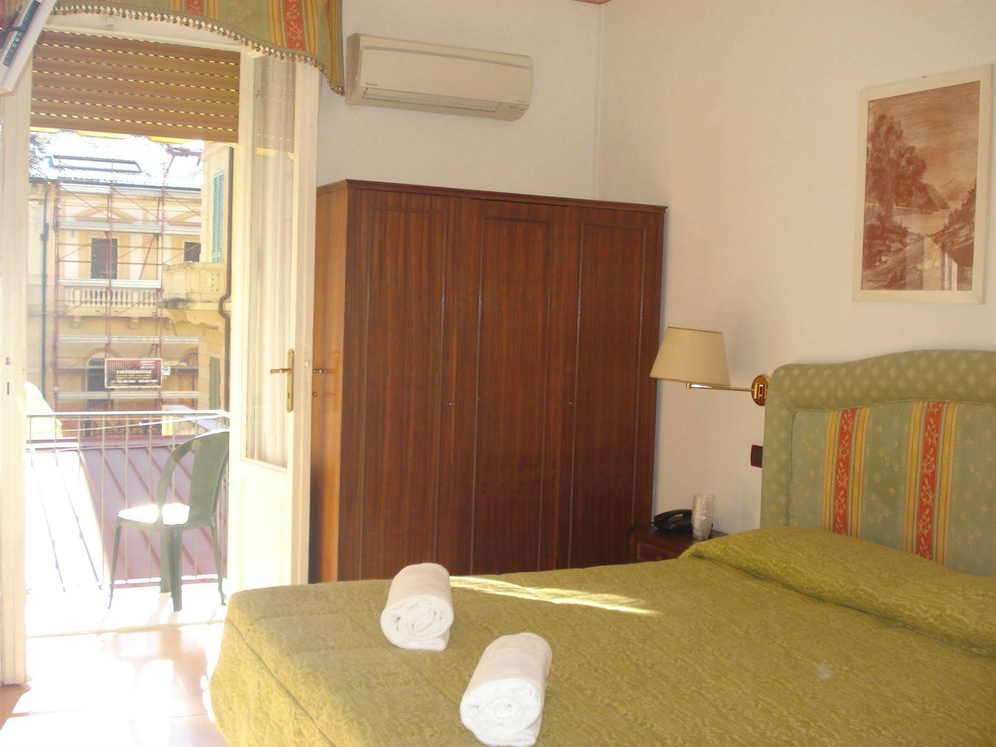 Hotel Ely Viareggio Luaran gambar