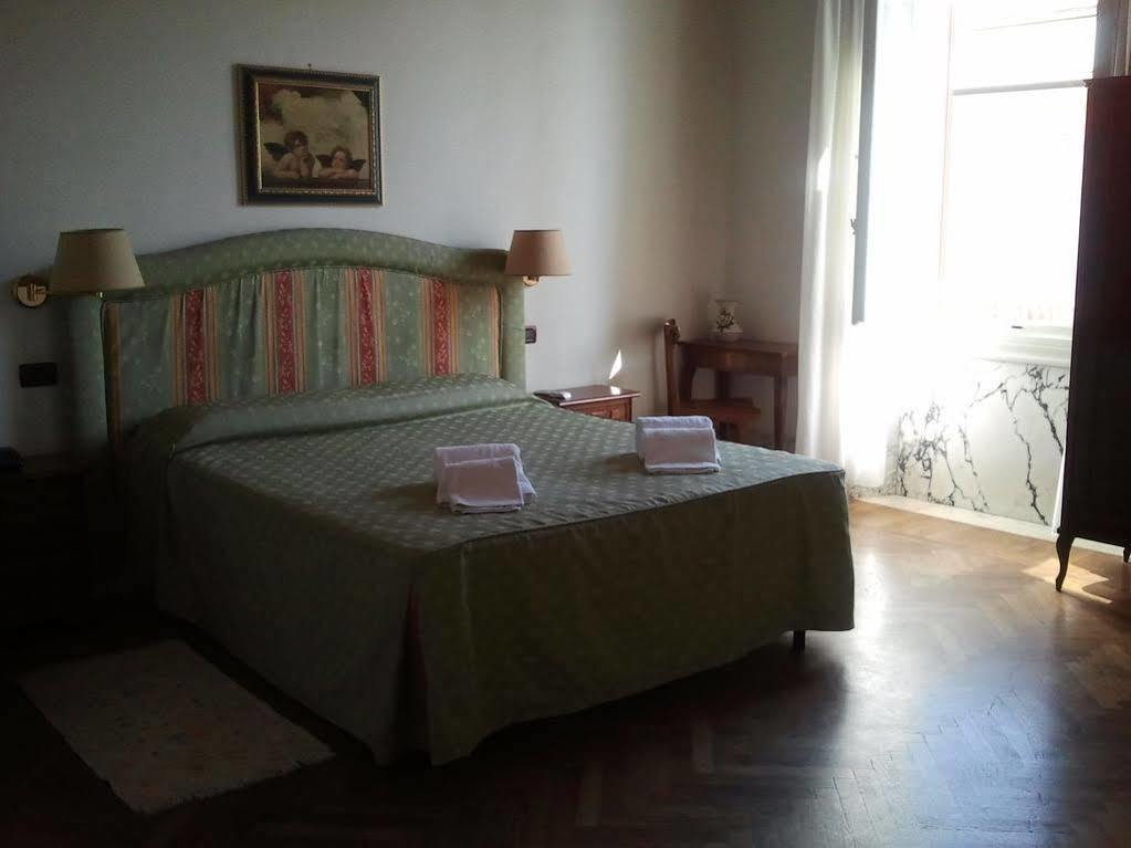 Hotel Ely Viareggio Luaran gambar